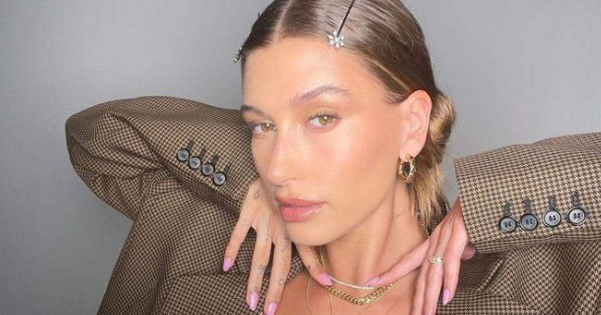 Hailey Bieber's New Jaw Length Bob Works Better Than Face Contouring 